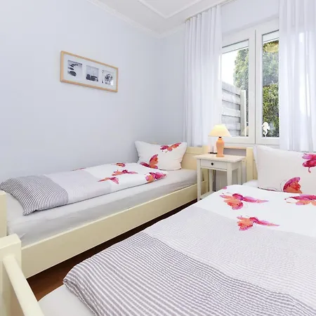 Ferienwohnung Ebbe Im Haus Nordseebrise * Neuharlingersiel