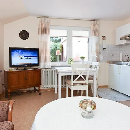 Ferienwohnung Ebbe Im Haus Nordseebrise Appartement Neuharlingersiel