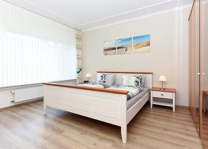 Ferienwohnung Ebbe Im Haus Nordseebrise Neuharlingersiel