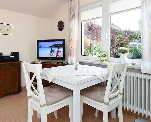 Ferienwohnung Ebbe Im Haus Nordseebrise * Neuharlingersiel
